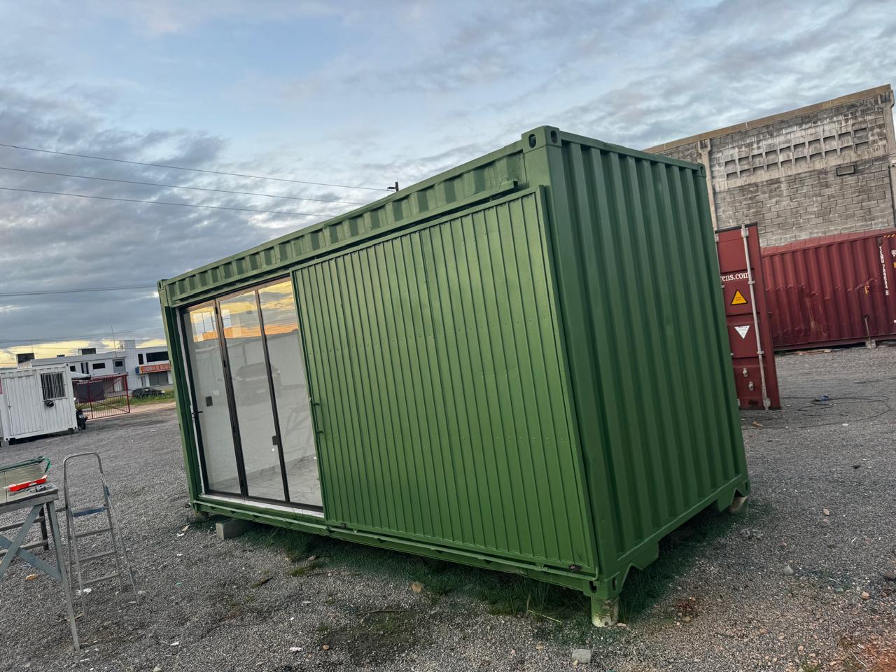 Container Stand de Vendas com portas na lateral
